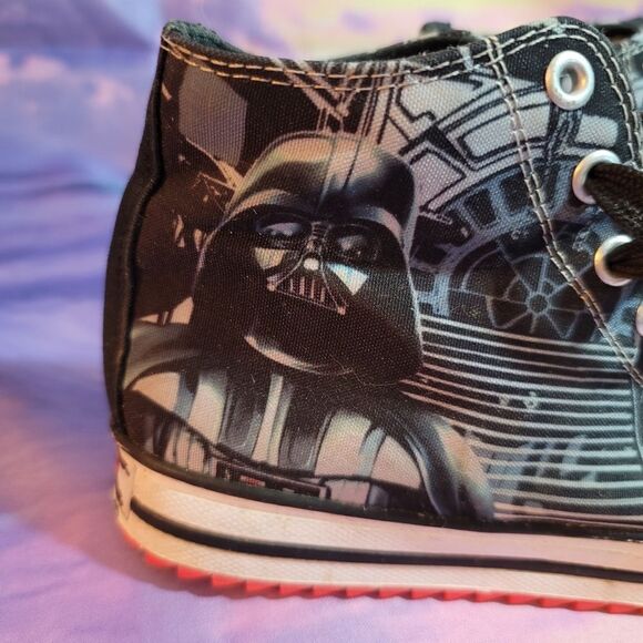 Skechers Star Wars Darth Vader High Top Shoes Size 3 GUC - Picture 1 of 16